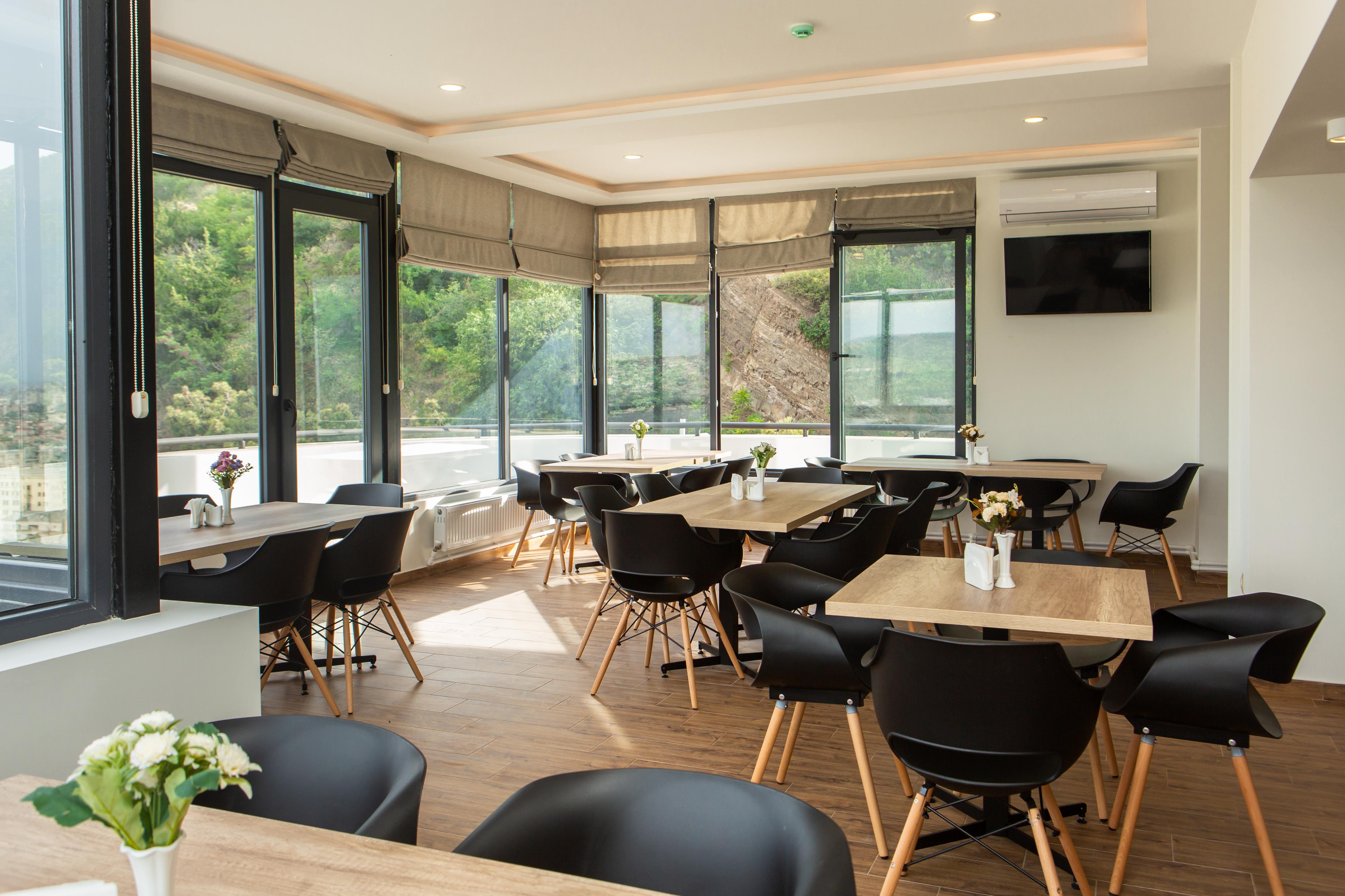 Vista Hotel Tbilisi Luaran gambar